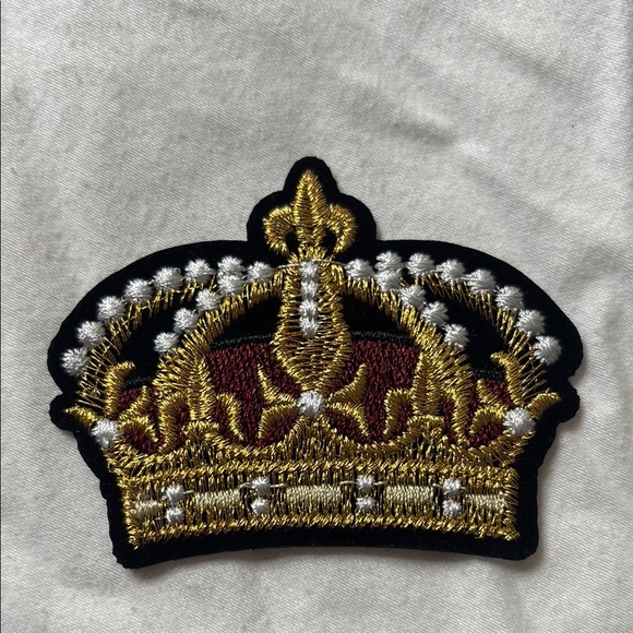 Crown Embroidered Patches Set - Red, Gold, Black - Picture 4 of 6
